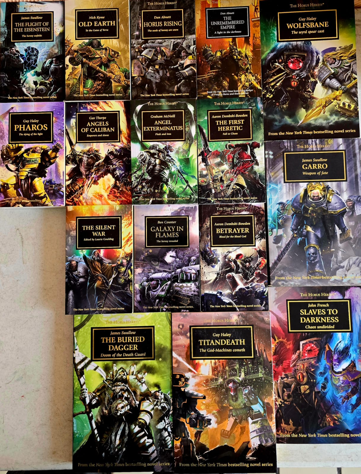 Horus Heresy:  Paquete de libros y extras (muchos fuera de producción) - Ingles