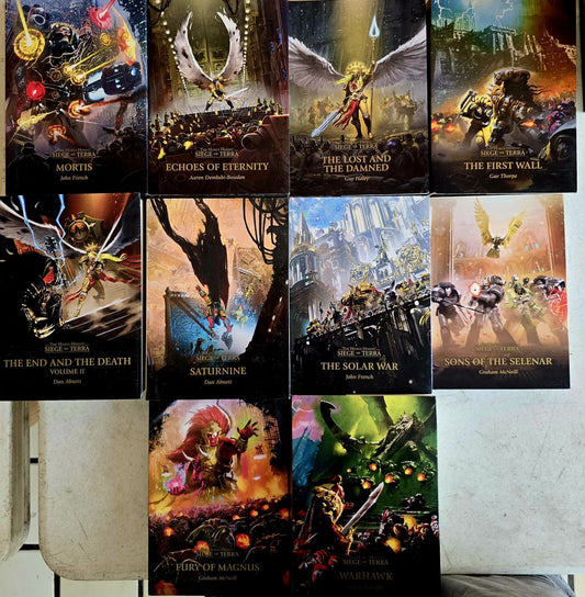 PAQUETE DE LIBROS DE HORUS HESESY Y EXTRAS (MUCHOS FUERA DE PRODUCCION)