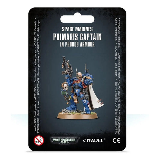 SPACE MARINES CAPTAIN IN PHOBOS ARMOUR