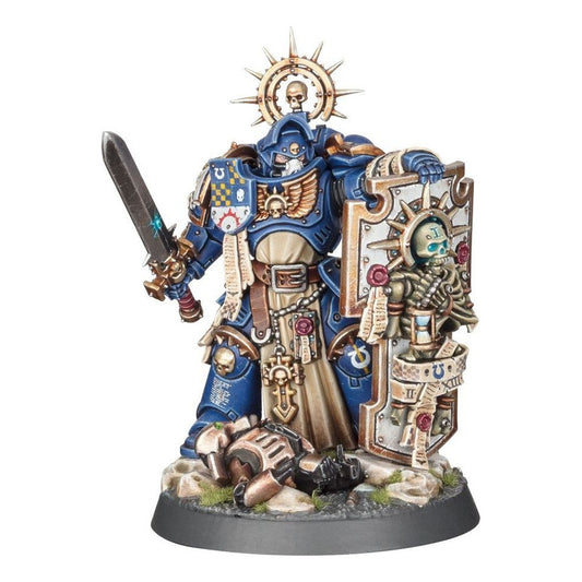 SPACE MARINES CAPTAIN WITH RELIC SHIELD WEB EXCLUSIVE